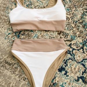 Lain snow New swimsuit